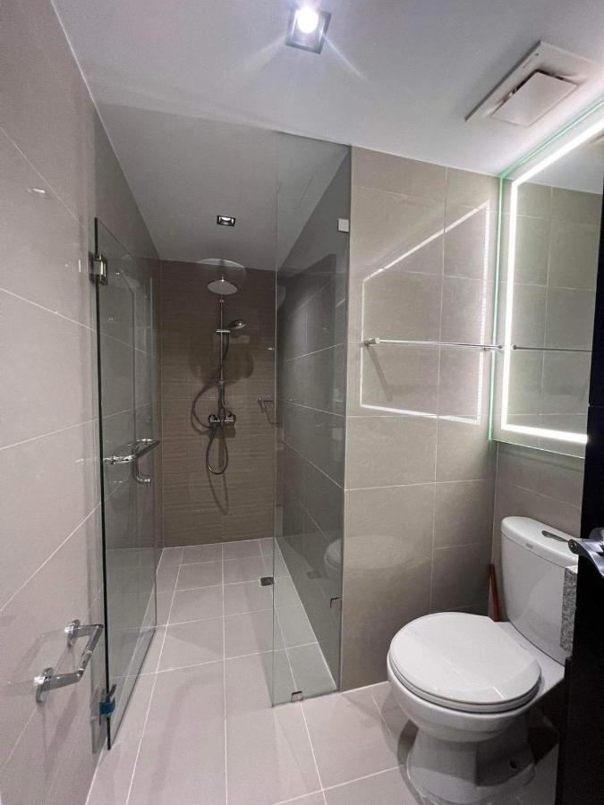 Uptown Parksuites Bgc Taguig Buitenkant foto