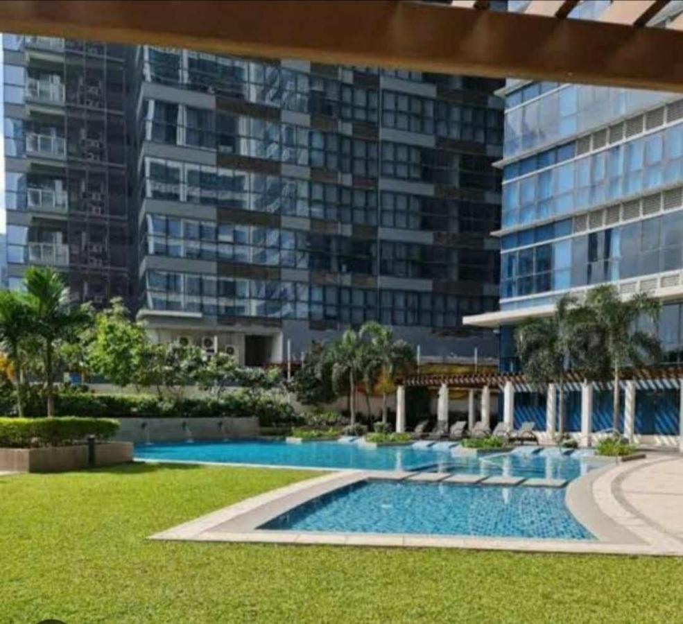 Uptown Parksuites Bgc Taguig Buitenkant foto